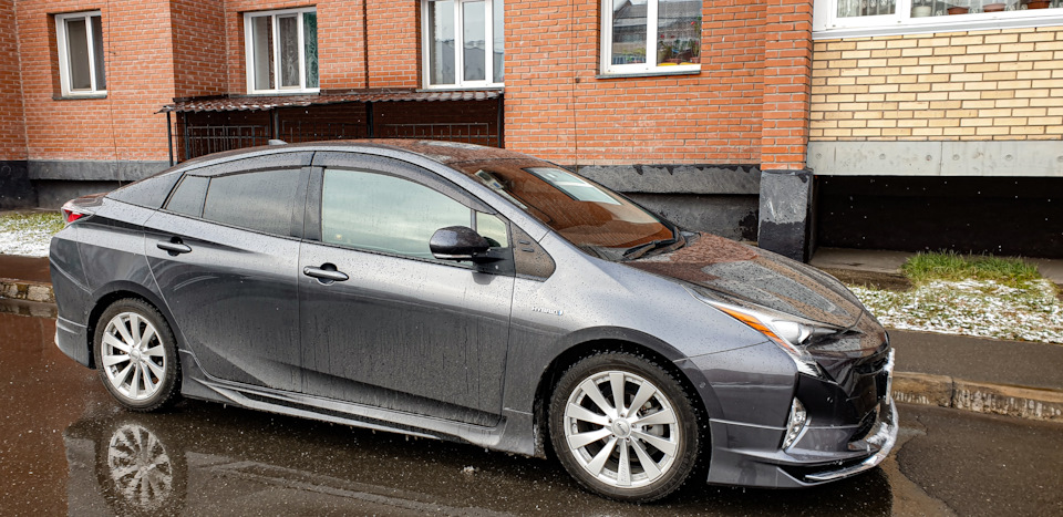 Toyota Prius Dark Grey